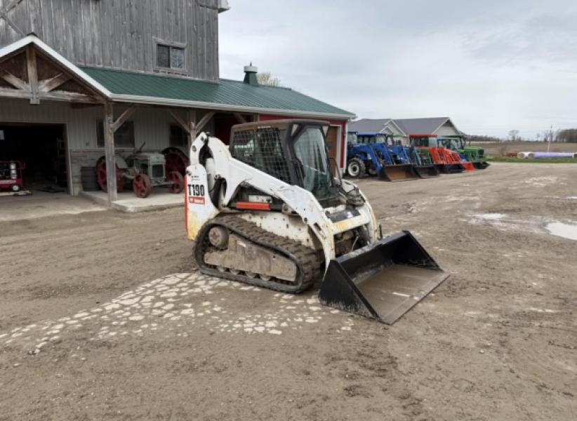 2011 Bobcat T190 Skid Loader