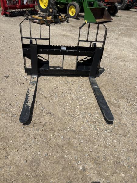 2026 Mapleside Pallet Forks