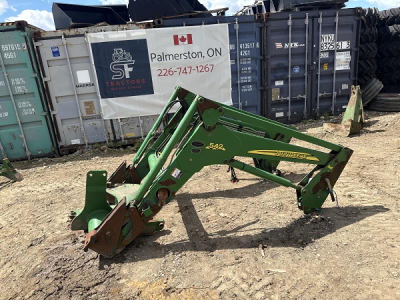 2012 John Deere 542 loader with brackets