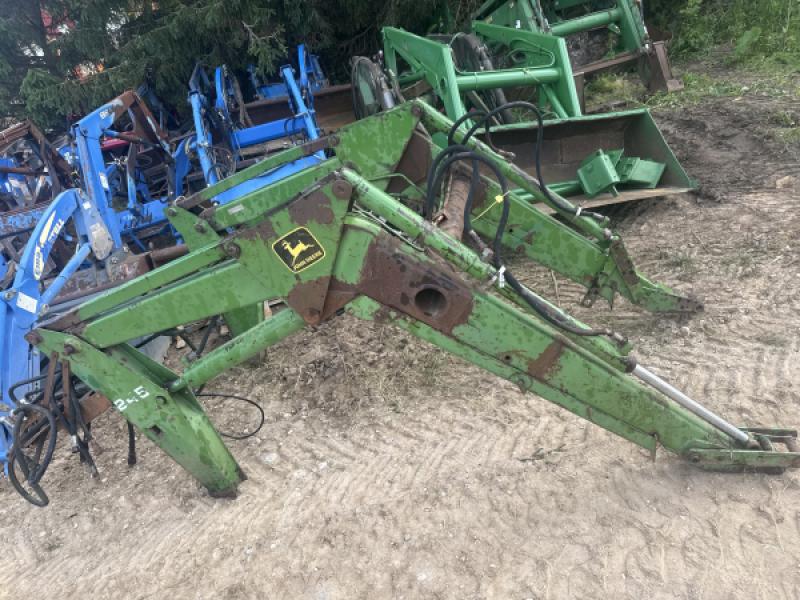 2012 John Deere 245 loader with brackets