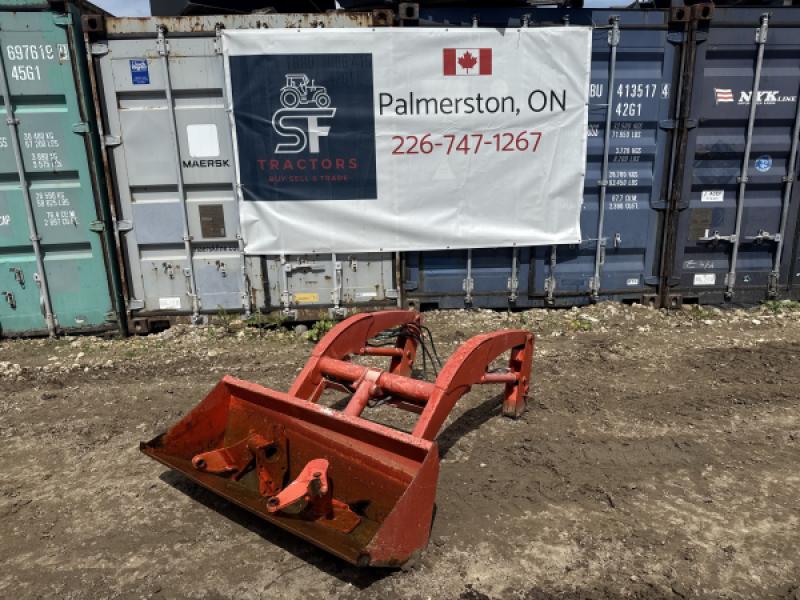 2012 Kubota La203 loader with brackets and bucket