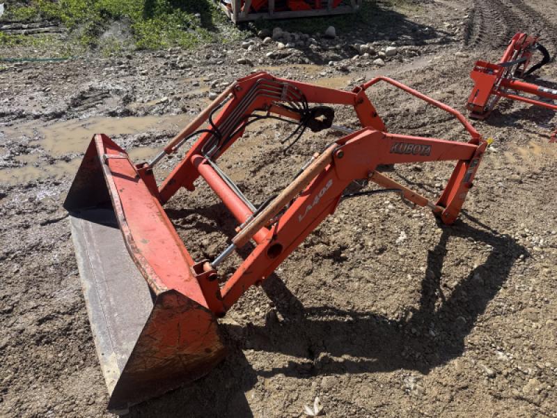 2012 Kubota La402 loader with bucket