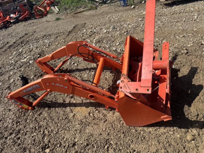 2012 Kubota La304 loader with brackets and bucket