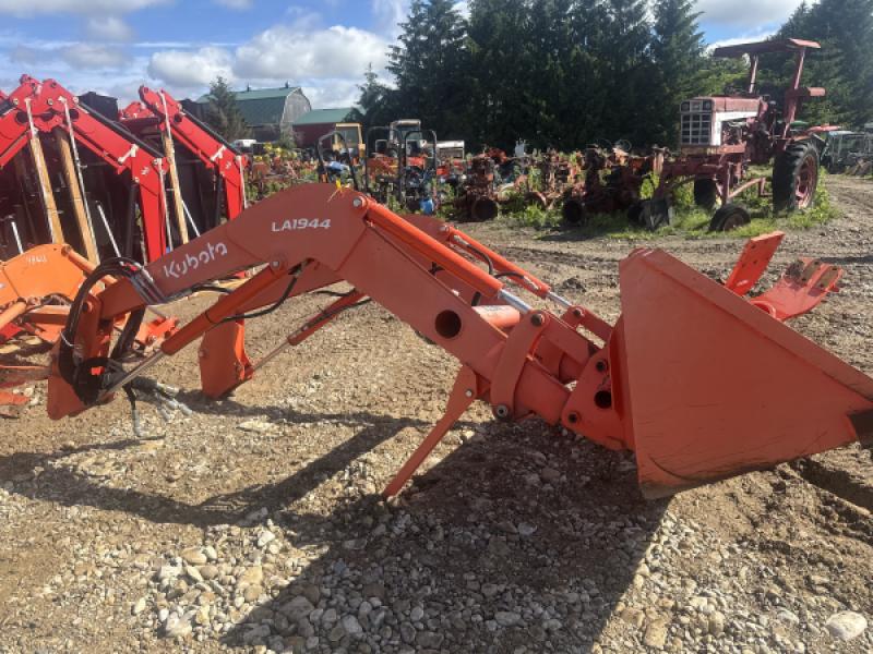2012 Kubota LA1944 loader with brackets