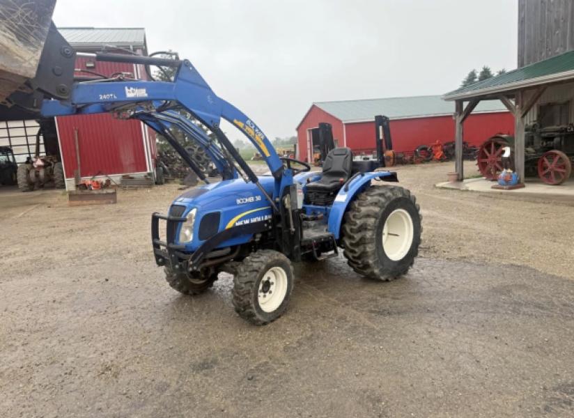 2013 New Holland Boomer 30 Loader Tractor 4x4