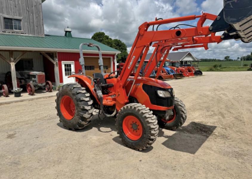 2011 Kubota M6040 Loader Tractor 4x4