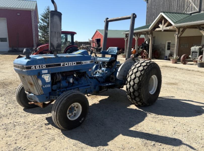 1987 Ford 4610 for Salvage