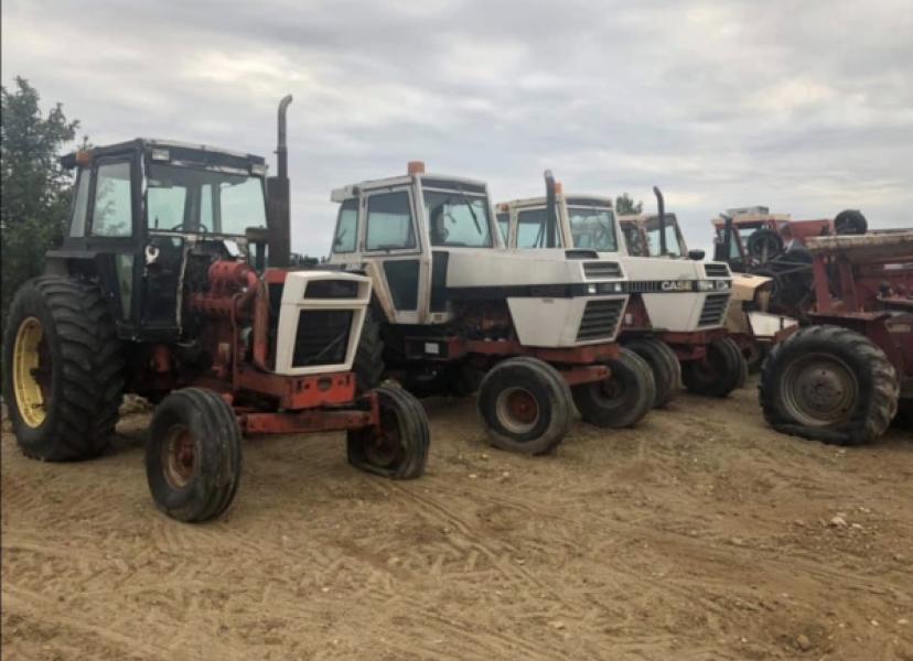 1976 Case 1070 for Salvage