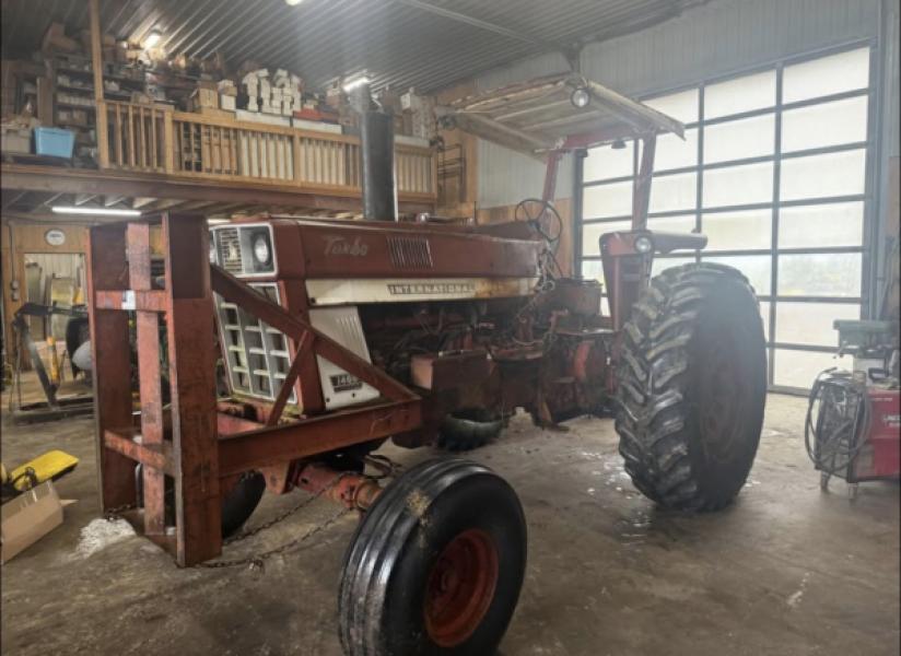 International 1466 for Salvage