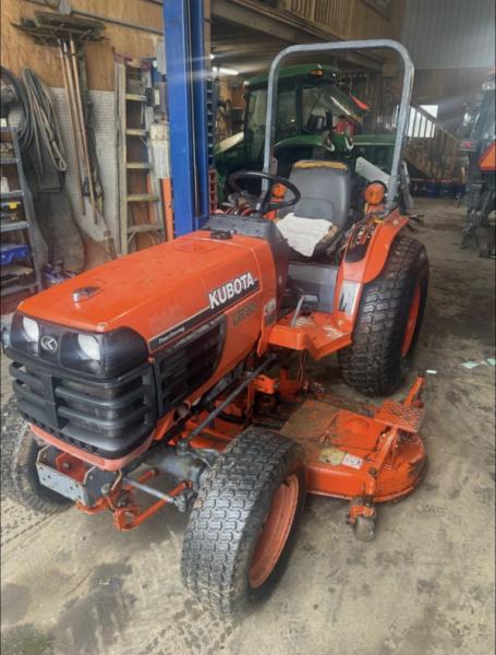 Kubota B7800 For Salvage