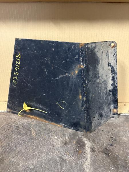 IH RH Lower Dash Panel 3121638R1