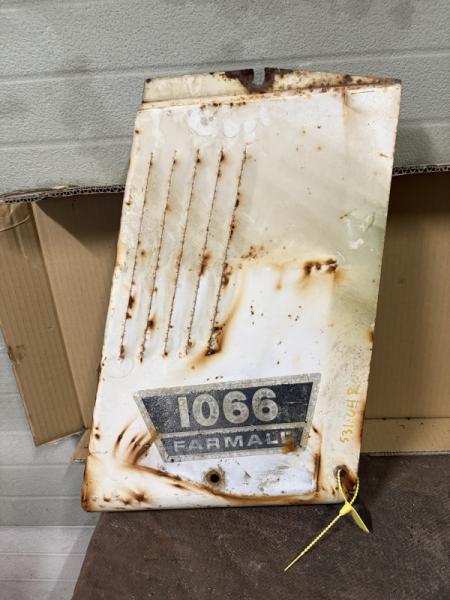 IH Side Panel 531064R3
