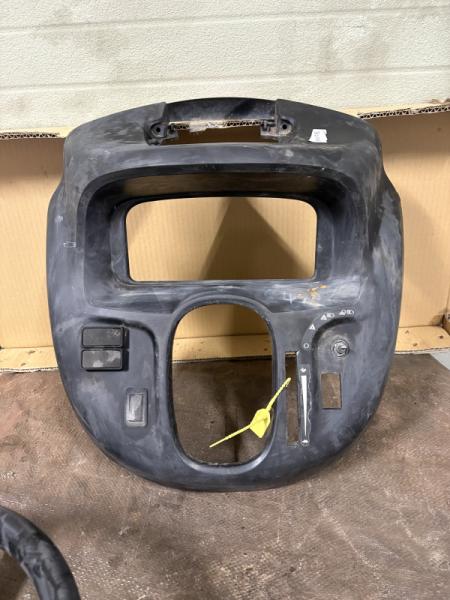 JD Instrumental Panel Bezel LVU17180