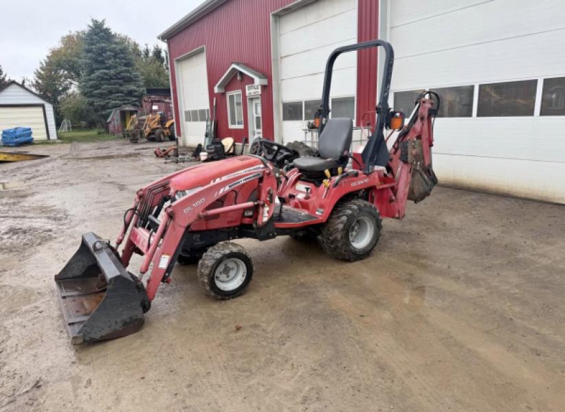 Massey Ferguson Gc2610 tractor loader backhoe 4x4 at SF Tractor Parts – Image 1